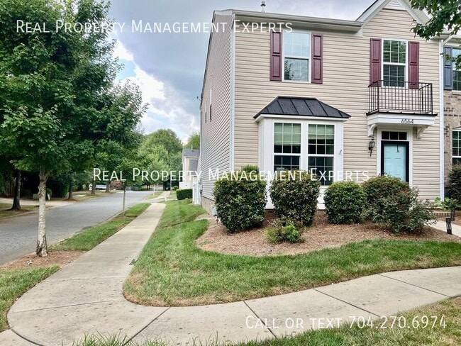 Building Photo - 6564 Hasley Woods Dr