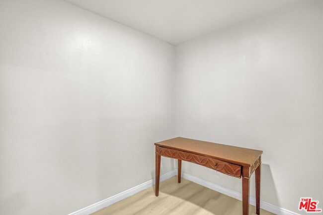 Building Photo - 7701 Baird Ave