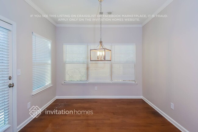 Building Photo - 1717 Hedgestone Ct