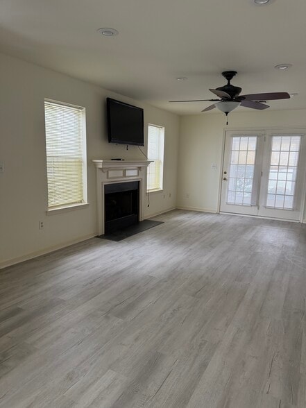 Building Photo - 2115 Wexford Rd