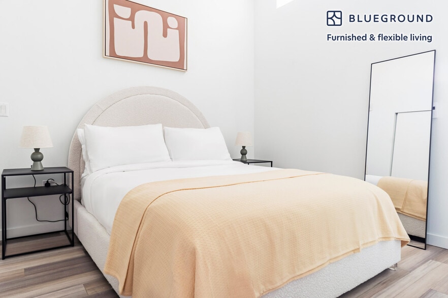 Building Photo - 8709 161st Avenue Northeast