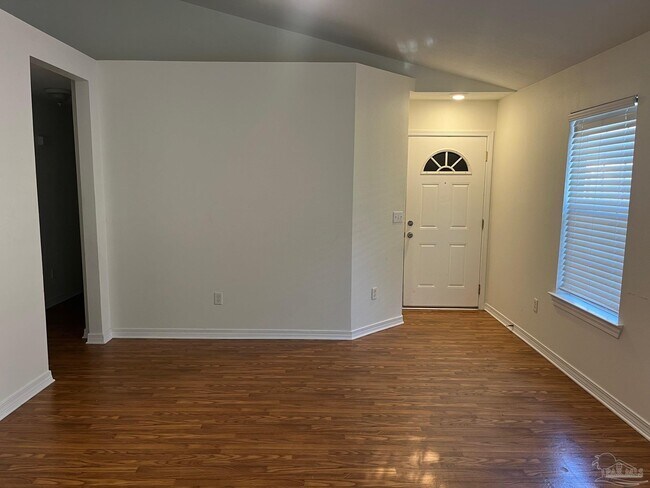 Building Photo - 2412 N 7th Ave