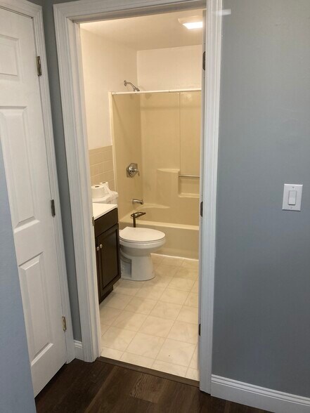 Building Photo - 91 Pickering Rd