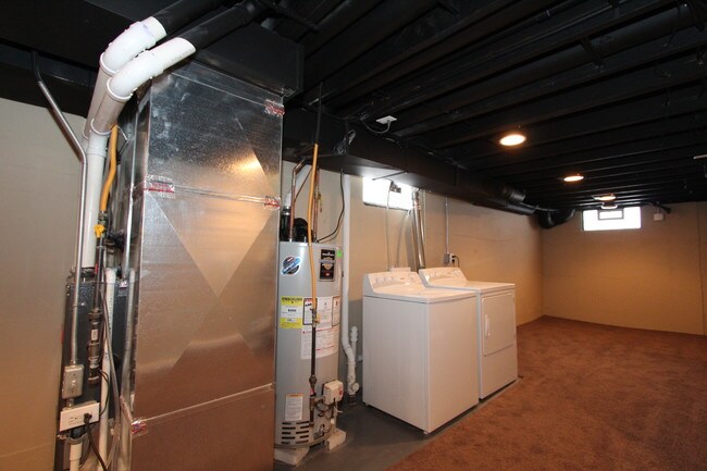 Building Photo - 1206 Veto St NW