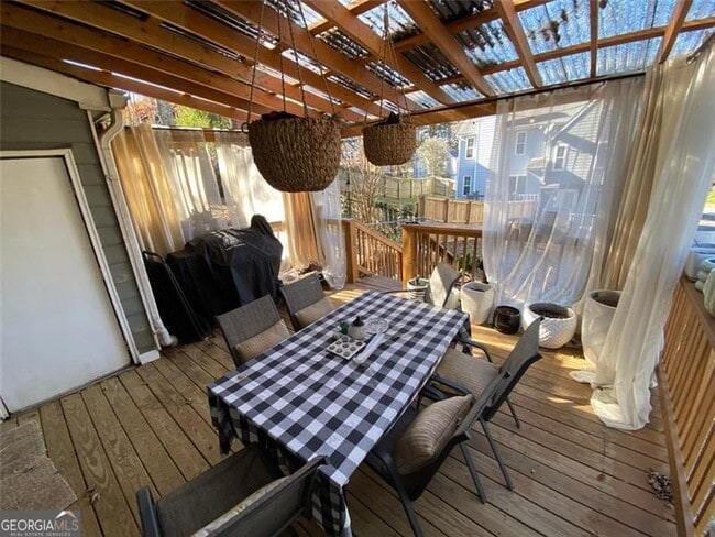 Building Photo - 5021 David Pl