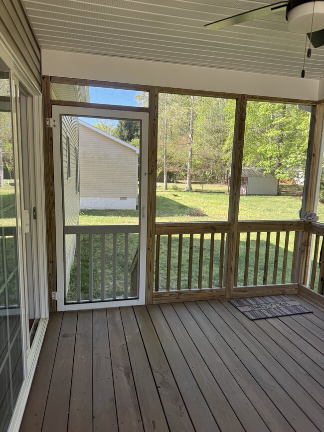 Building Photo - 4155 Captains Corridor