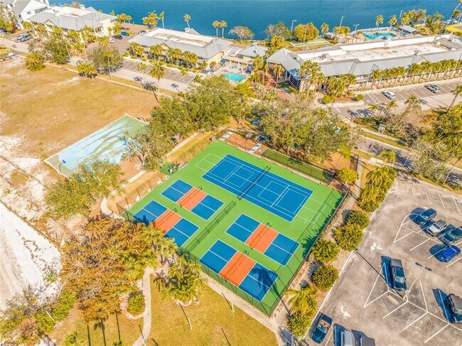 Building Photo - 828 Bahia Del Sol Dr