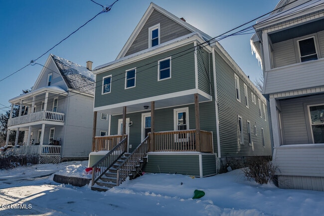 Building Photo - 65 Van Derveer St