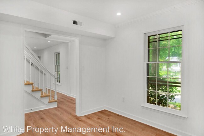 Building Photo - 3 br, 2.5 bath House - 2742 Creekbed Lane
