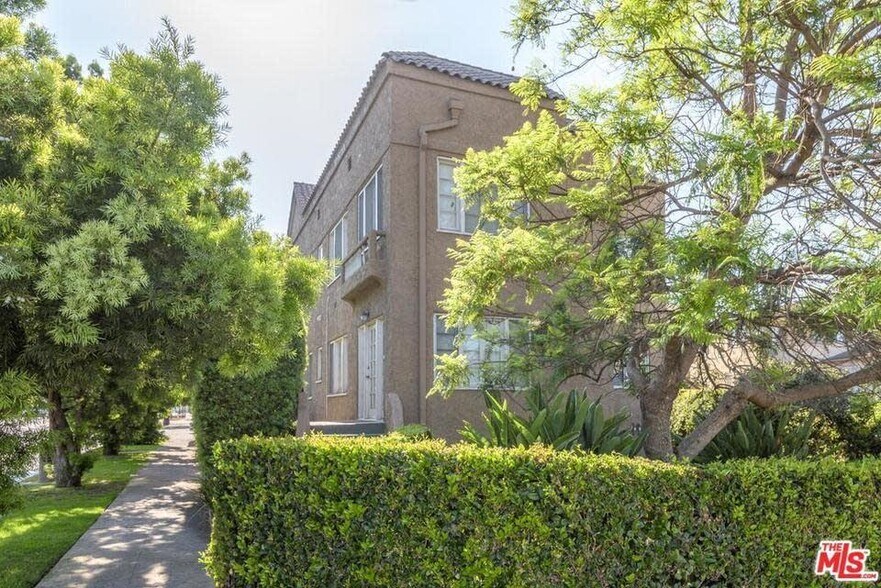 Primary Photo - 5246 W Olympic Blvd