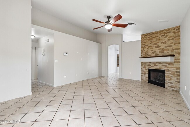 Building Photo - 8834 W Jennifer Rose Ct