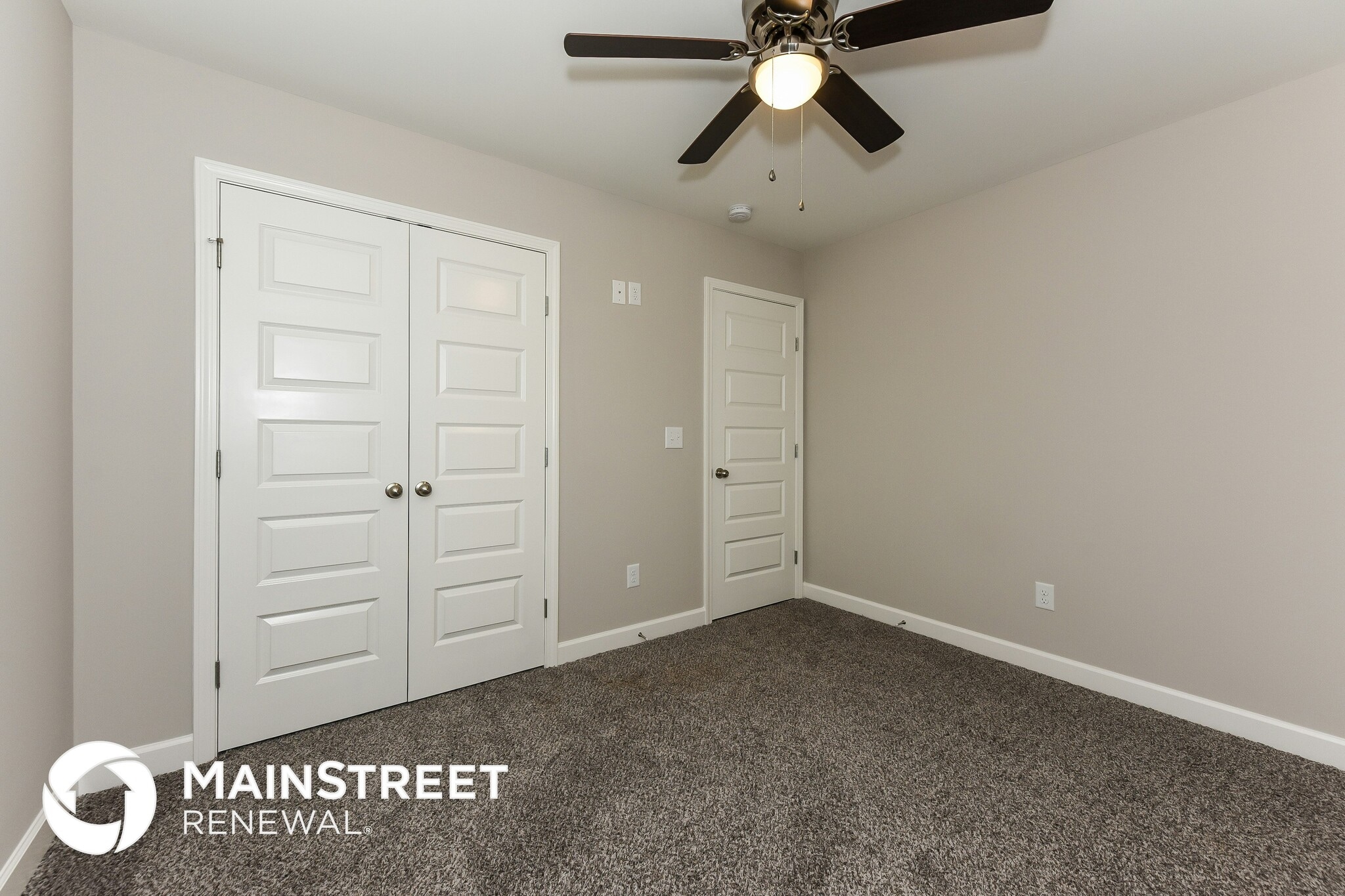 Building Photo - 122 W Hite St