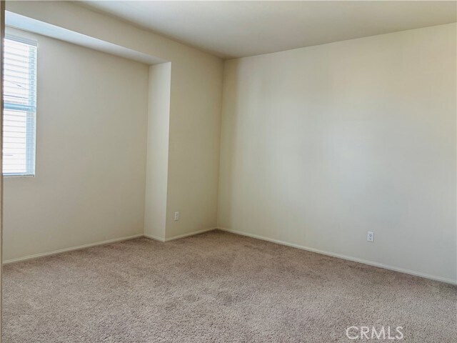 Building Photo - 40681 Birchfield Dr