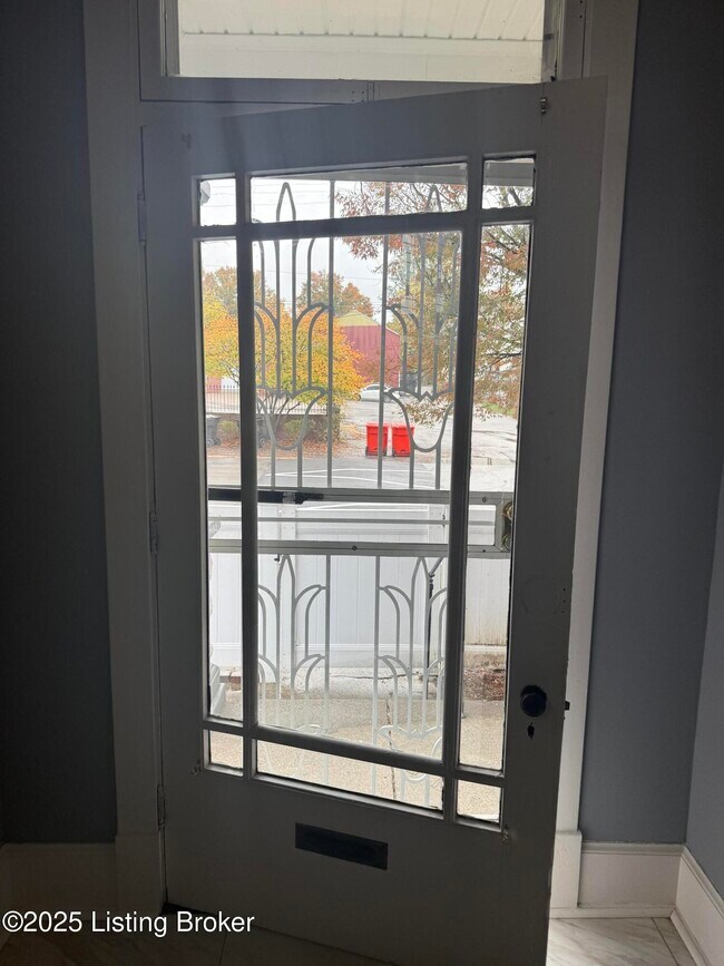 Building Photo - 1529 Christy Ave