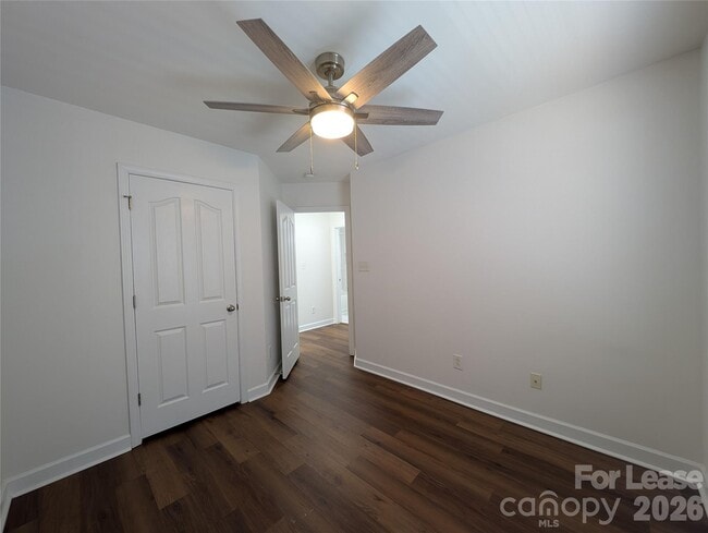 Building Photo - 5133 Prosperity Church Rd