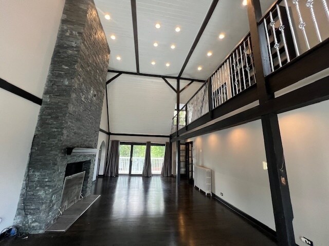 Building Photo - 14935 W Old School Rd