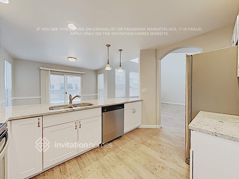 Building Photo - 5202 E 119th Ct