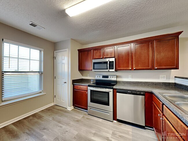 Building Photo - 301 Lauren Dr