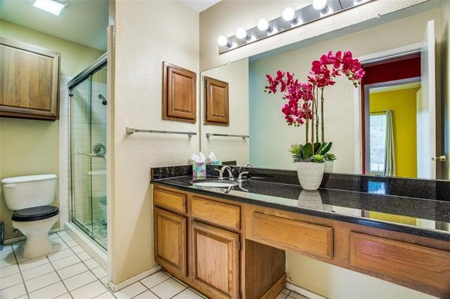 Building Photo - 8601 Park Ln