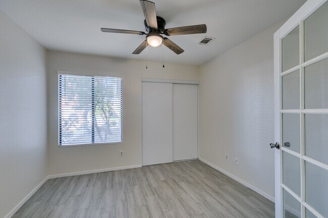 Building Photo - Beautifully Upgraded 3BD/2BA Home in Henderson’s Green Valley