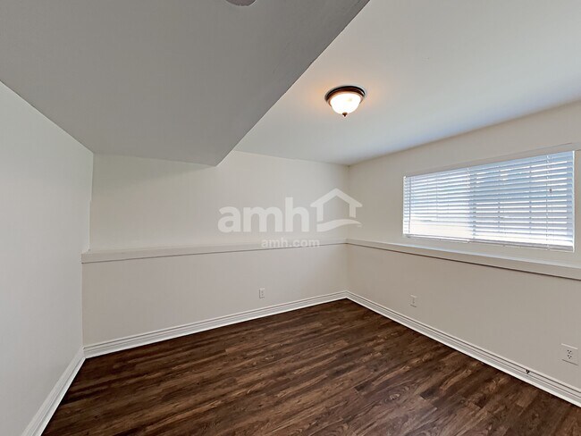 Building Photo - 4877 S 4075 W