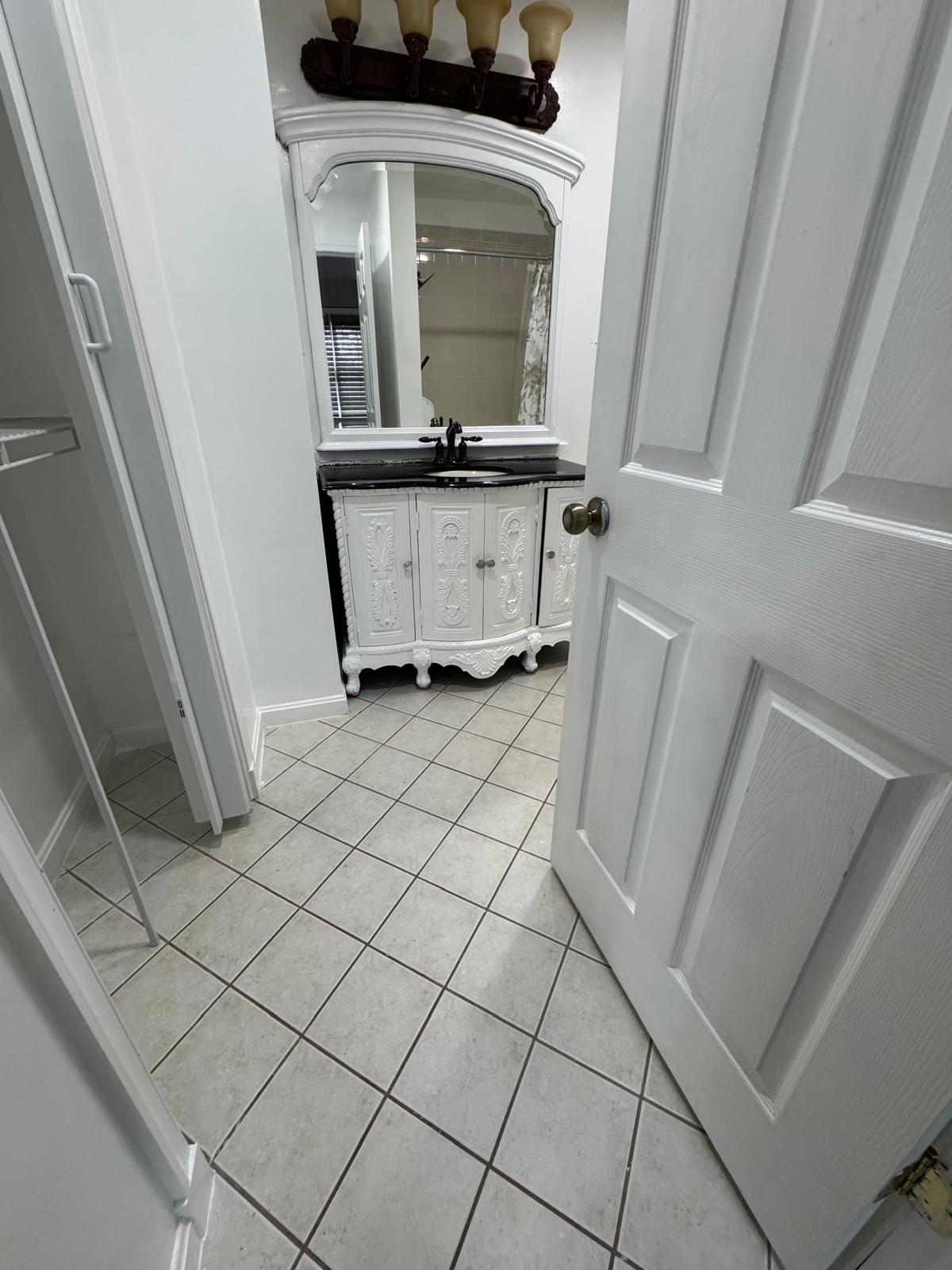 Building Photo - 1467 Charlestown Dr