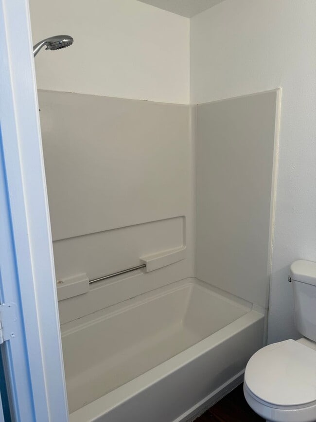Building Photo - 3 Bed 2.5 Bath Paradise Heights
