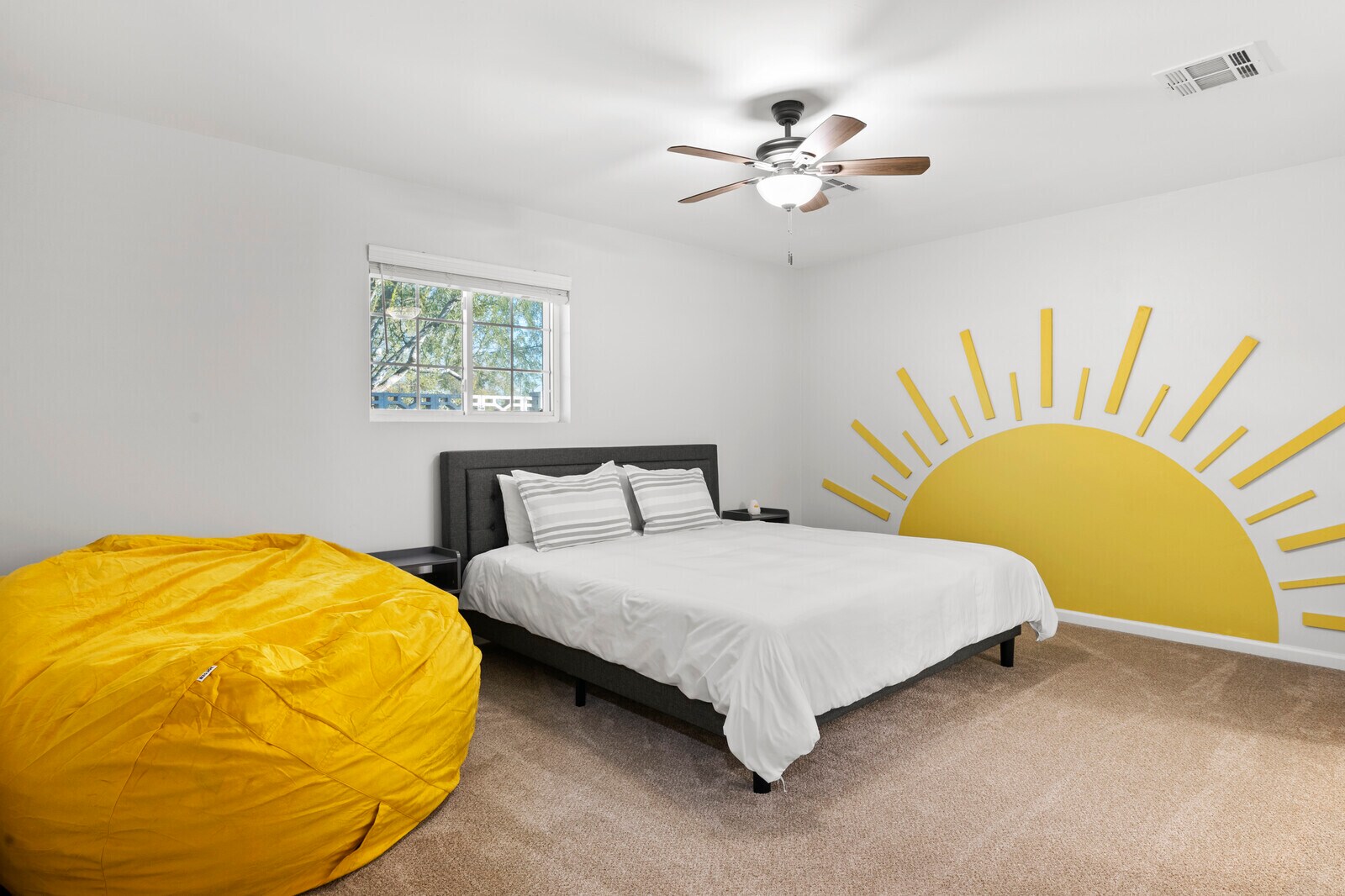Primary Bedroom - 2207 N 28th Pl