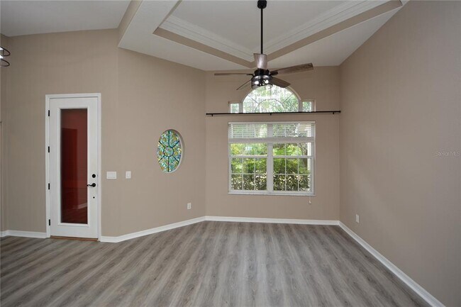 Building Photo - 18 Wellwater Dr