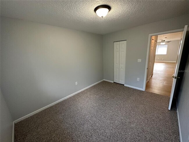 Building Photo - 1835 Bough Ave