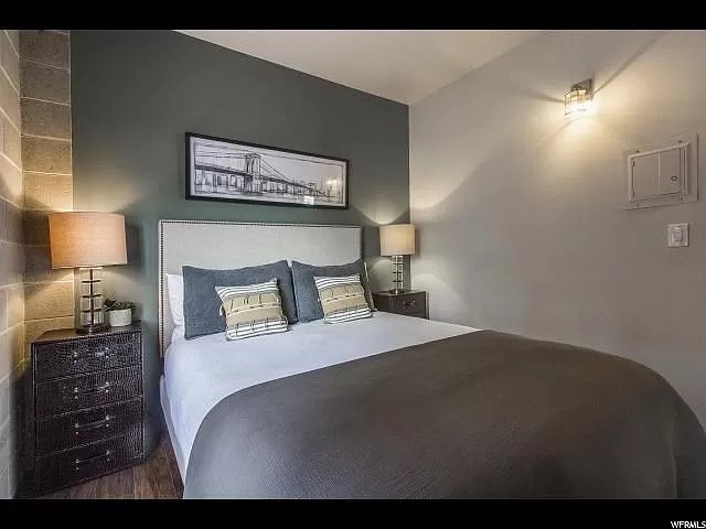 Building Photo - 336 W 300 S