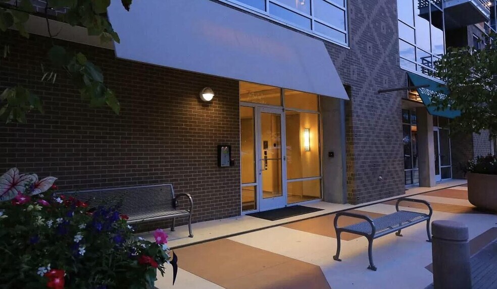 Building Photo - 3208 Environ Way