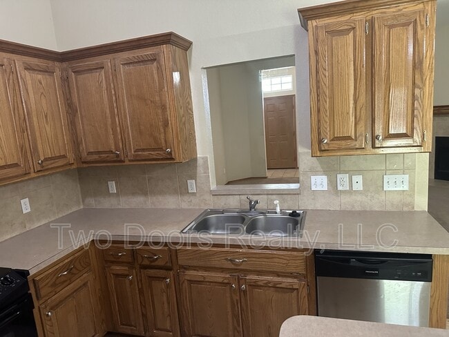 Building Photo - 15901 Big Cypress Dr