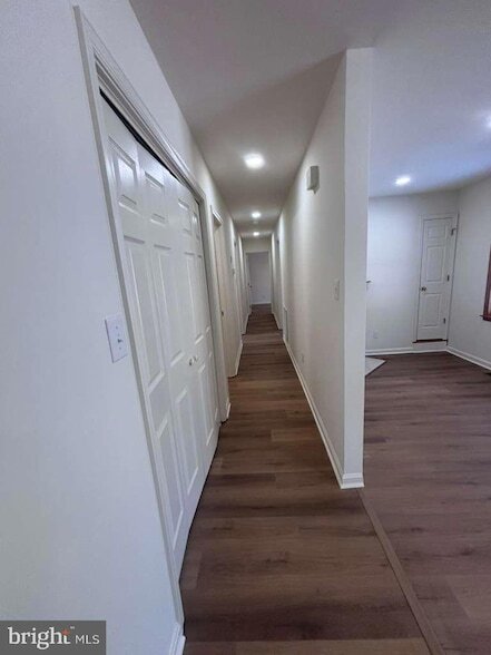 Building Photo - 10056 Carters Ln