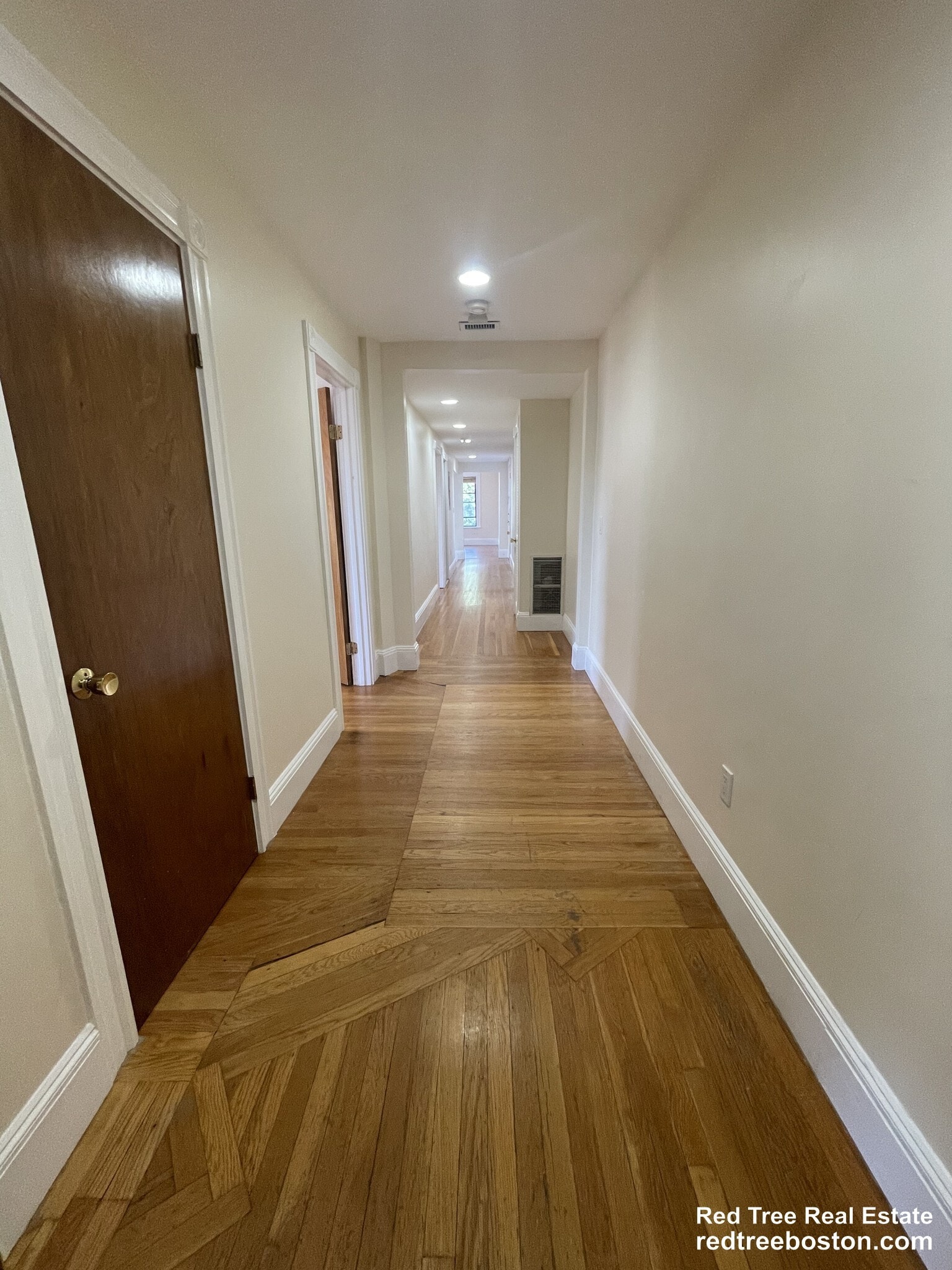 Building Photo - 12 Dean Rd