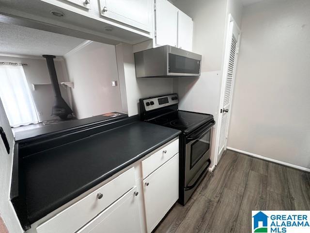 Building Photo - 1303 Woodland Vlg