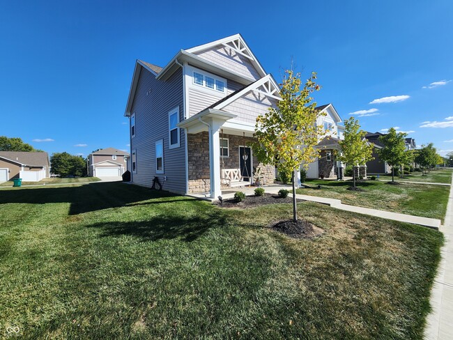 Building Photo - 2573 Plano Dr