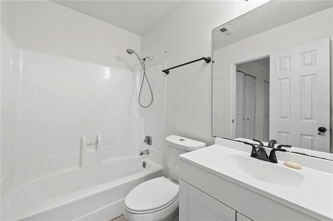 Building Photo - 579 Northridge Crossing Dr