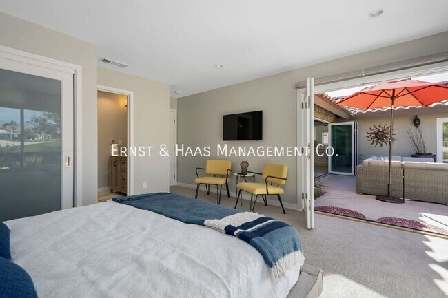 Building Photo - 8780 Warwick Dr