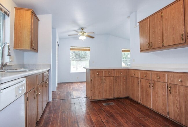 Building Photo - Chino Valley 2 bedroom 2 bath manufactured home