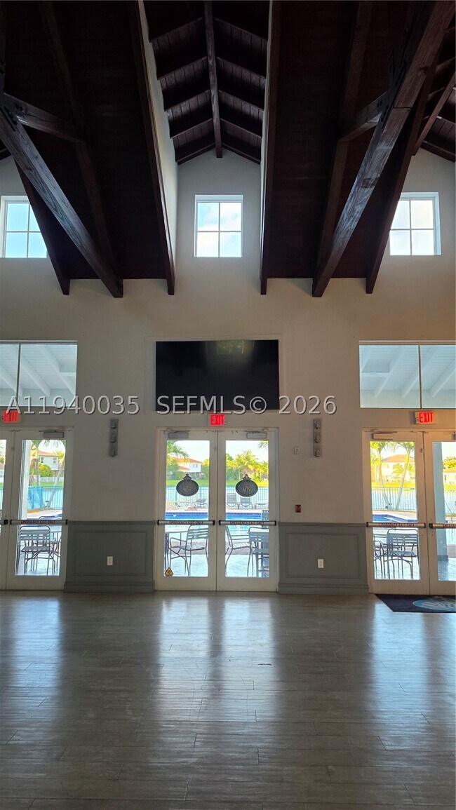 Building Photo - 2160 NE 37th Terrace
