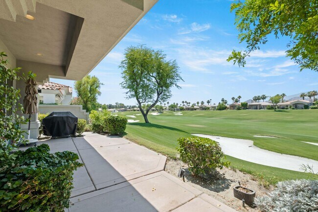 Building Photo - 461 Desert Holly Dr