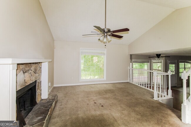 Building Photo - 4799 Wyndam Dr