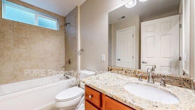 Building Photo - 14600 Jomark Ln