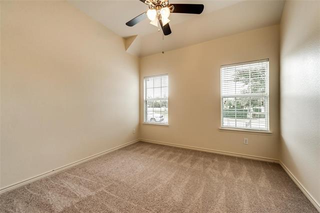 Building Photo - 9248 Park Garden Dr