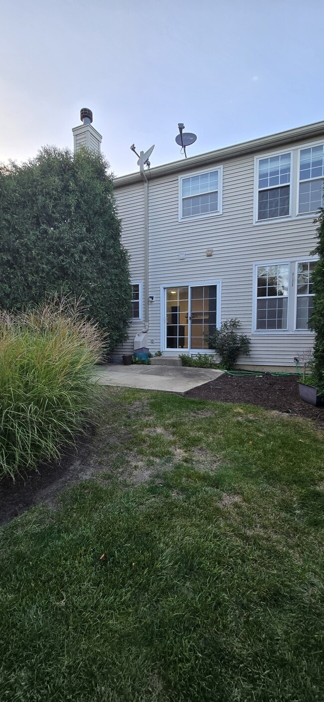 Building Photo - 2986 Peachtree Cir