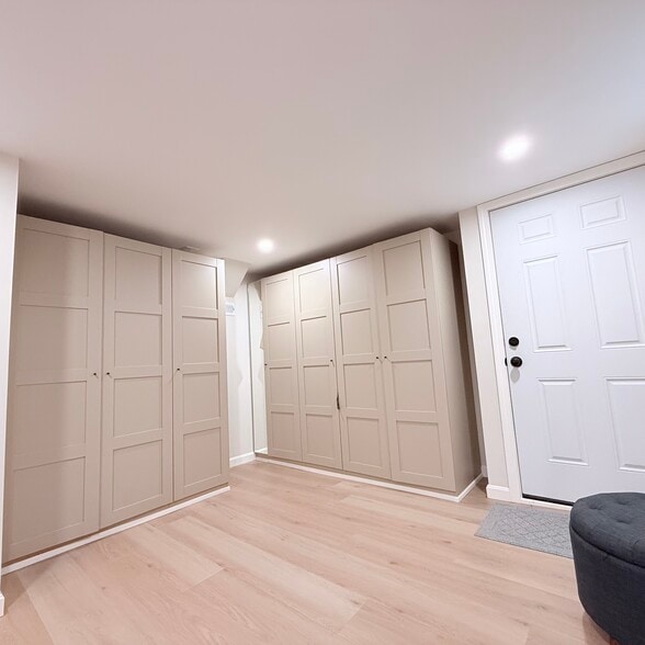 Storage room - 21 Harlow St