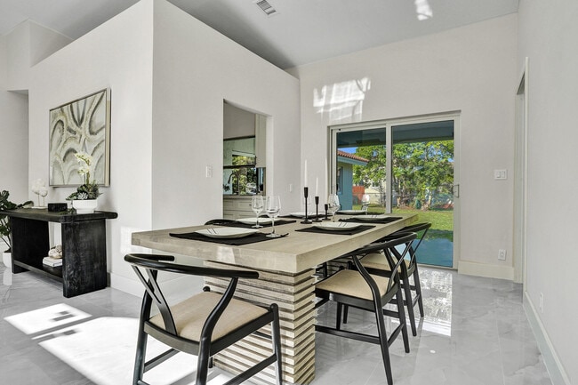 Building Photo - 2881 NW 98th Way