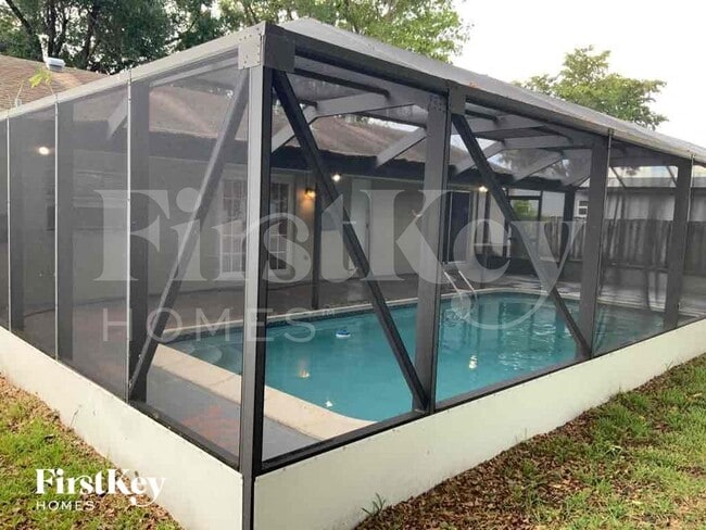 Building Photo - 8410 NW 27th Pl