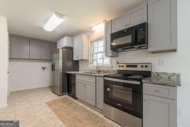 Building Photo - 926 Live Oak Ct